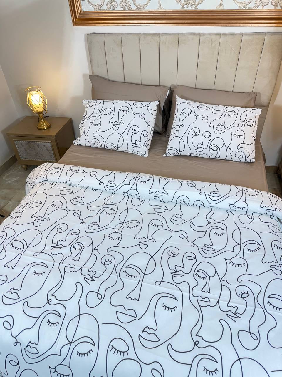 Facescape Bedsheet