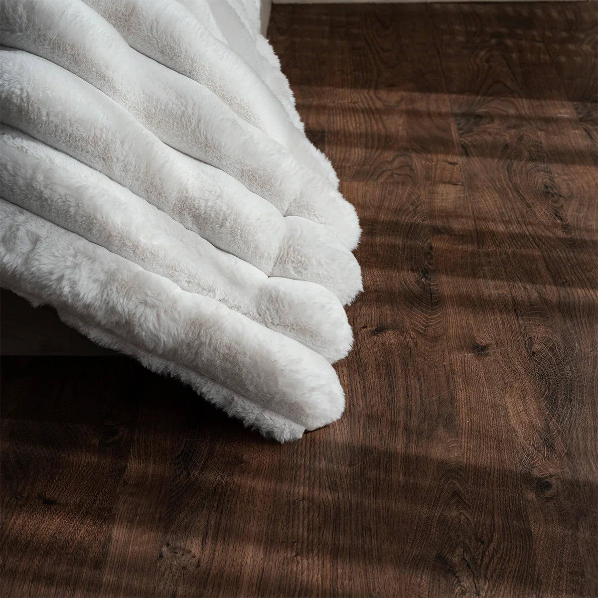 Wide Line Fur Duvet