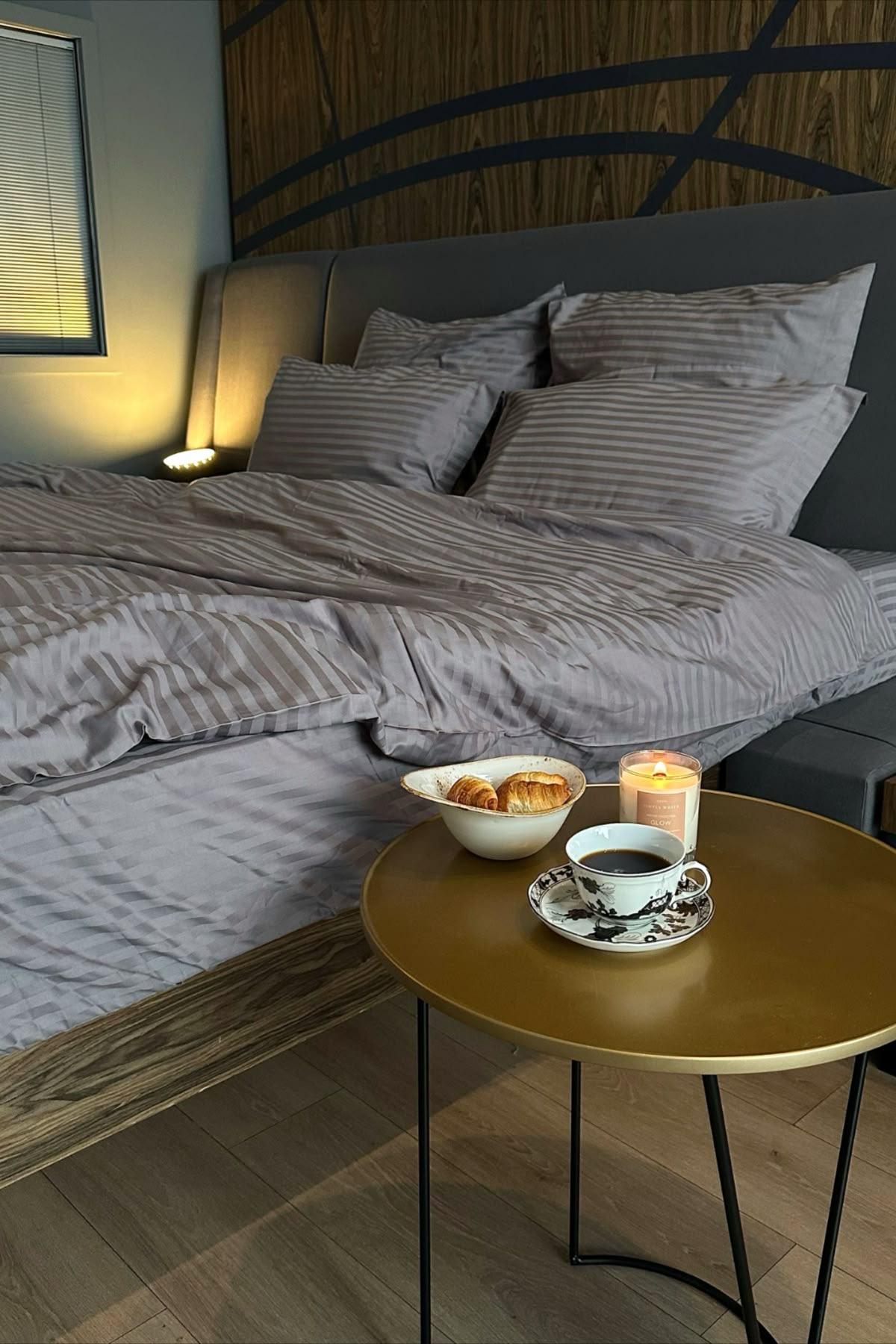 Striped Fitted Bedsheet