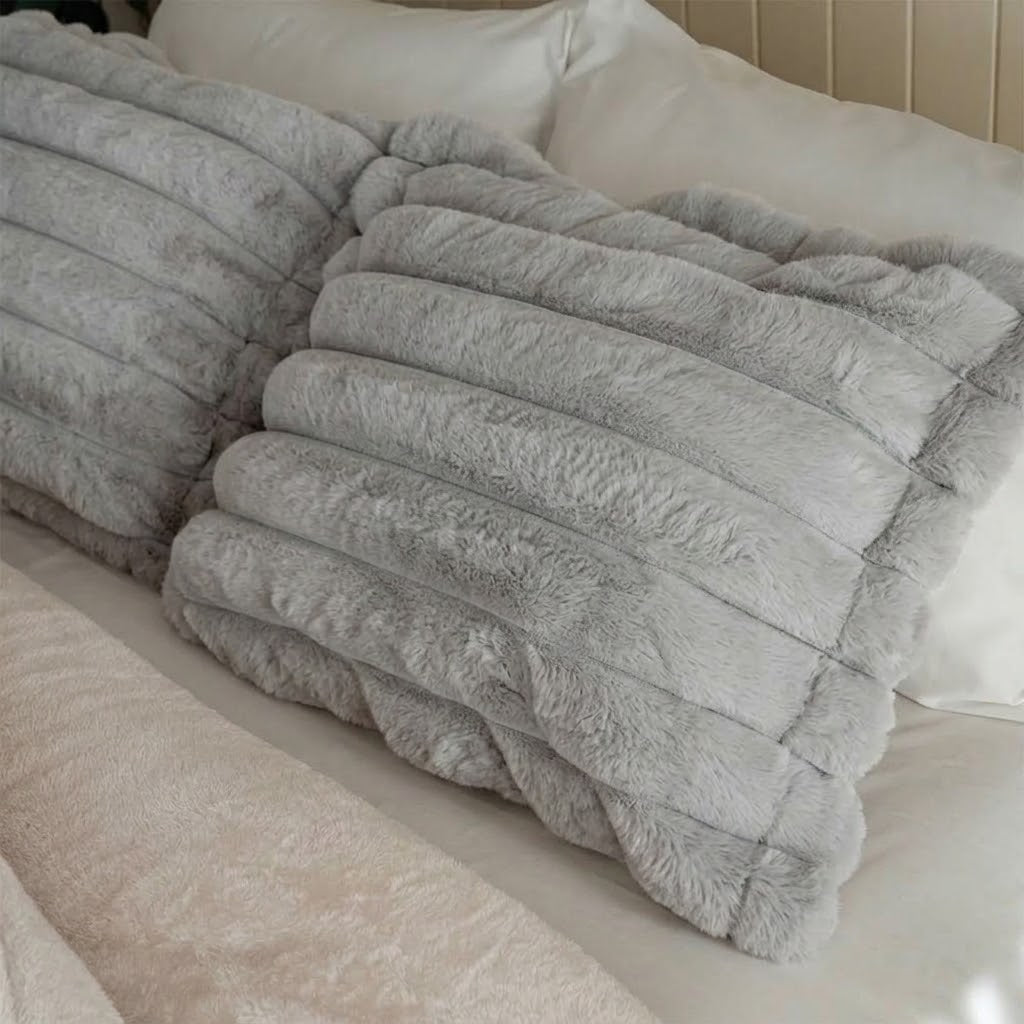 Wide Line Fur Duvet