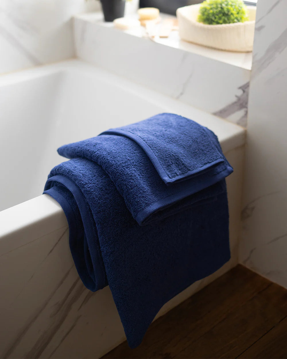 Plain Bathroom Towels 600GSM